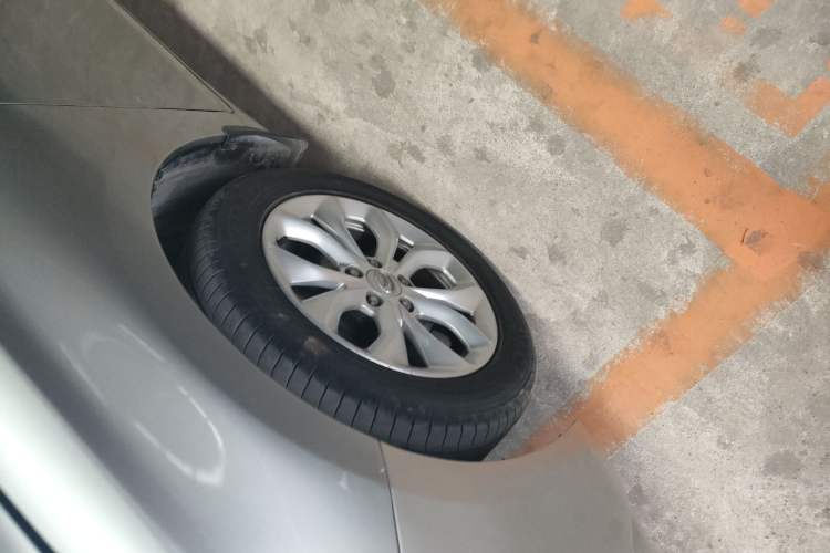 Used GAC Trumpchi GA4 2018 150N Manual Luxury Edition Left Front Wheel Hub