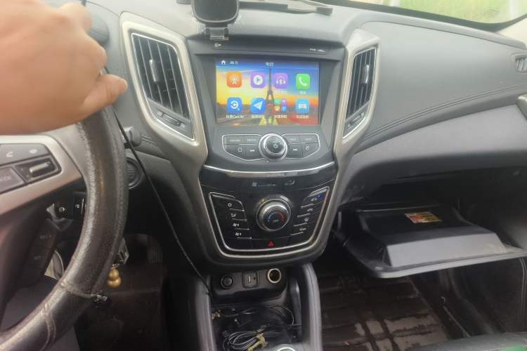 Used CHANGAN CS35 2017 1.6L Manual Luxury Model
