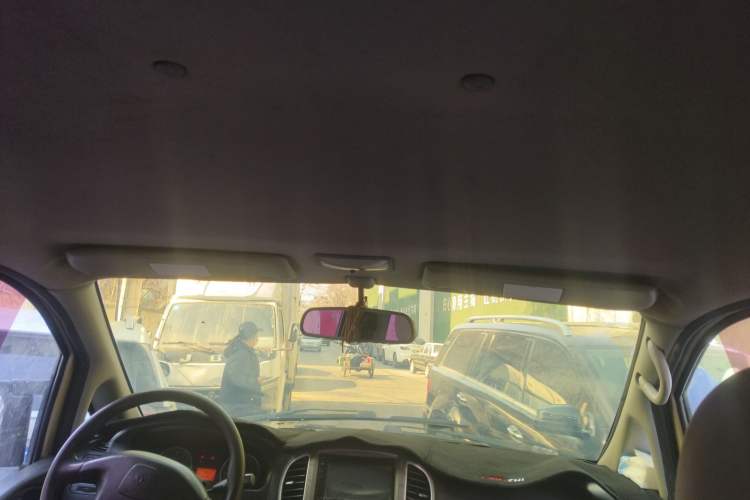 Used FORTHING Lingzhi 2015 M3 1.6L 7-Seater Standard Model Headliner