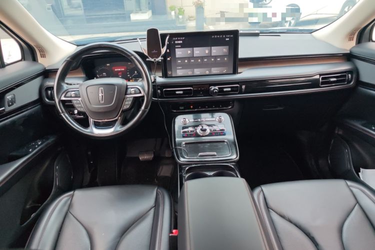 Used Lincoln Nautilus 2021 2.0T Four-Wheel Drive Luxury Edition Interior 2