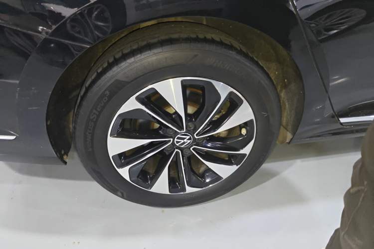 Used Volkswagen Passat 2023 330TSI Starry Elite Edition
