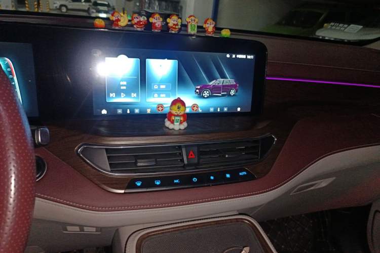 Used Ford Equator 2021 EcoBoost 225 Premier PLUS 7-Seater
