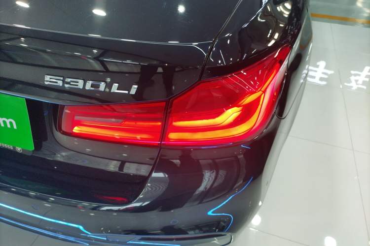 Used BMW 5 Series 2020 530Li Leading Model M Sport Package Right Rear Taillight