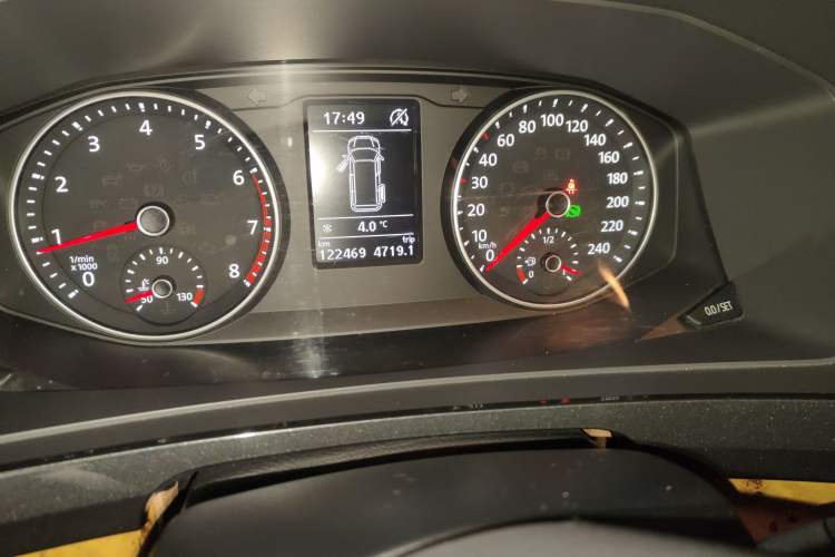 Used Volkswagen Caravelle 