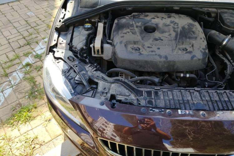 Used Volvo S60 2018 S60L T3 Smart Progress Edition Engine Bay Right