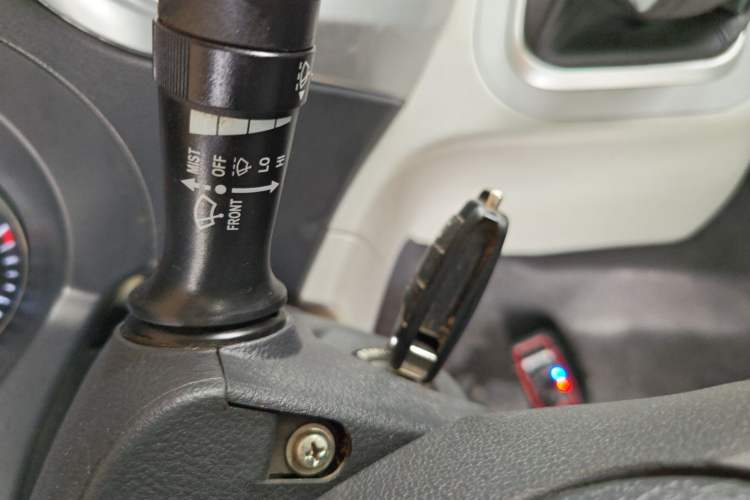 Used JAC Refine M3 2018 1.6L Express Edition 7-Seater
