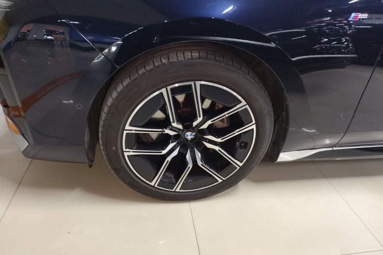 Used BMW 7 Series 2023 735Li M Sport Package