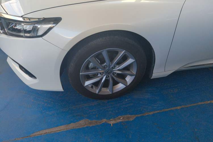 Used Honda Accord 2022 260TURBO Luxury Edition Left Front Wheel Hub