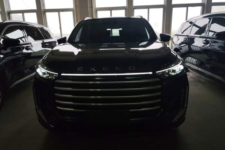 Used EXEED Lanyue C-DM 2025 180 Ultra-Long Range Ultra All-Wheel Drive 6-Seater