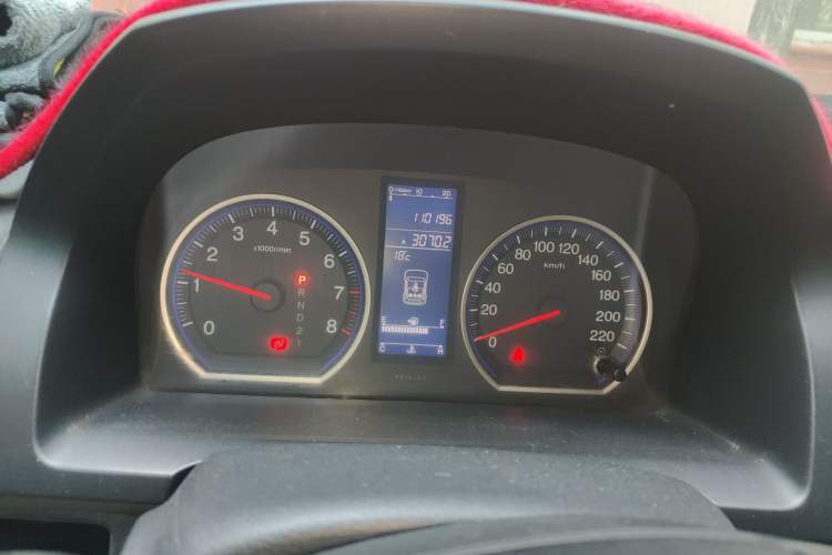 Used Honda CR-V 2010 2.0L automatic two-wheel drive urban version Instrument Cluster