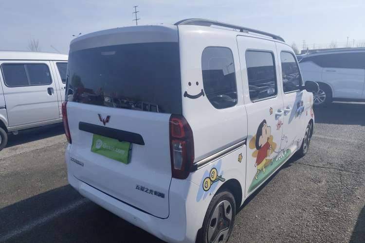 Used Wuling Zhiguang New Energy 2025 Comfort Model Rear Right 45 Deg