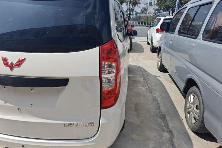 Used Wuling Hongguang 2020 1.2L S Base Model China VI LSI
