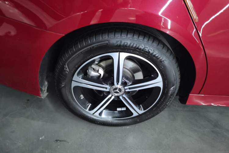 Used Mercedes-Benz A-Class 2022 Revised Version A 200 L Sport Sedan Fashionable Style
