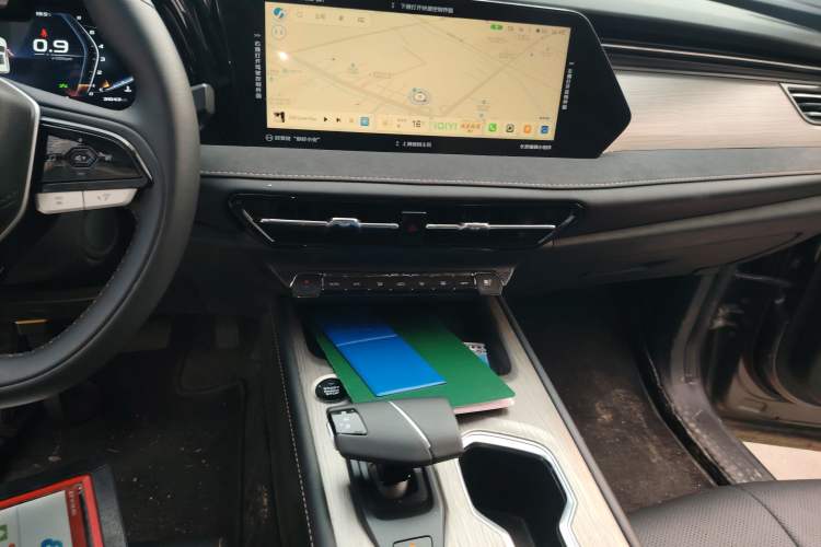 Used Changan X7 PLUS 2024 1.5T Automatic Luxury 7-Seater