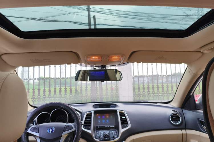 Used CHANGAN Eado 2015 1.6L Manual Luxury Model China V Standard
