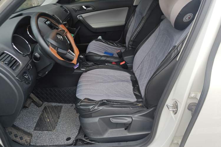 Used Skoda Yeti 2017 TSI280 DSG Advanced Edition Left Front Seat