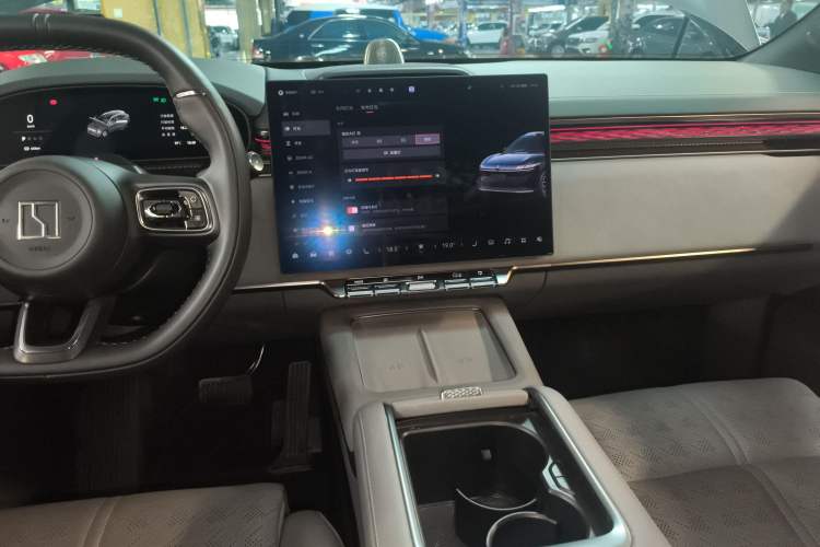 Used Zeekr 7X 2025 75 kWh Rear-Wheel Drive Intelligent Driving Version Audio And AC Panel