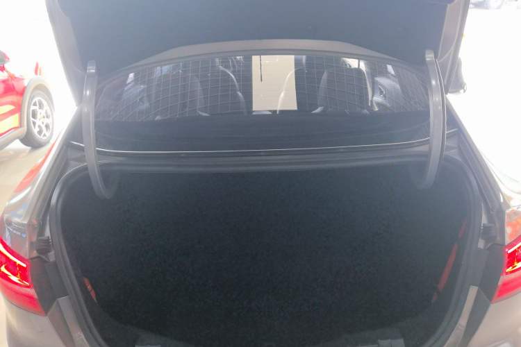 Used Ford Escort 2015 1.5L Automatic Fashion Model
