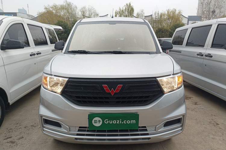 Used Wuling Hongguang V 2022 1.5L Jingqu Edition Electric-Assist LAR