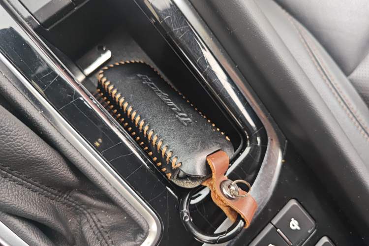 Used GAC Trumpchi GS8 2017 320T Four-Wheel Drive Luxury Smart Connectivity Version (7 Seats)
