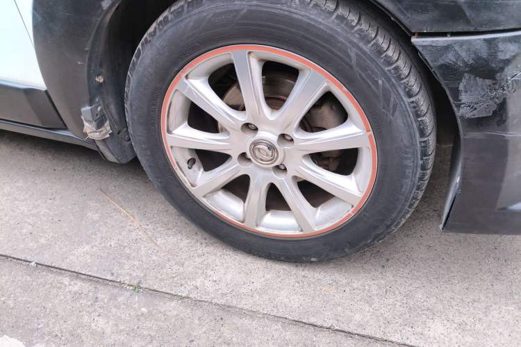 Used Dongfeng Aeolus H30 2013 CROSS 1.5L Automatic Luxury Model