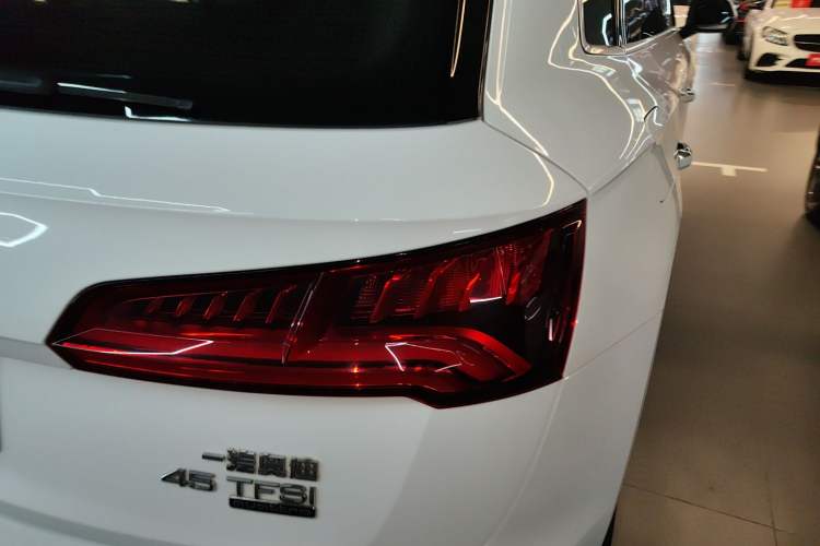 Used Audi Q5L 2018 45 TFSI Prestige Fashion Edition China VI Emission Standard