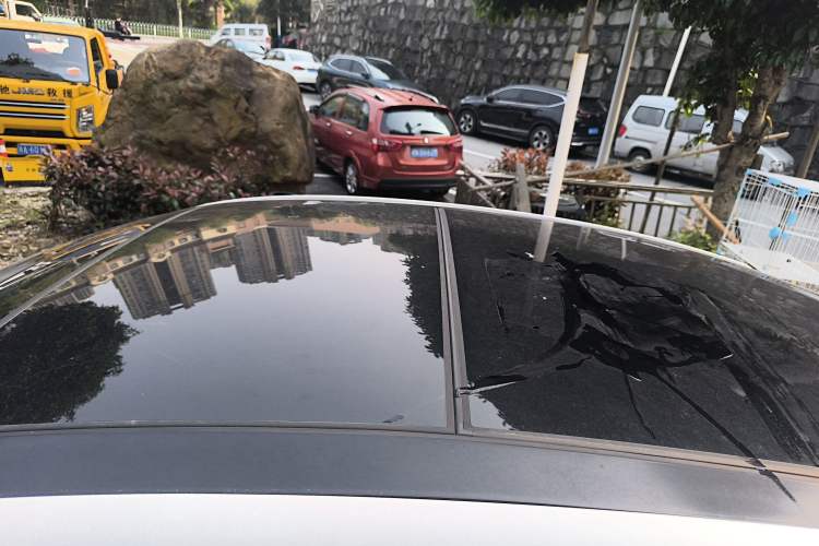 Used Kia K5 2015 2.0L Automatic LUX Roof