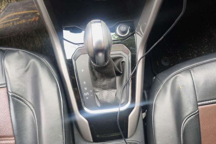 Used Volkswagen T-ROC 2021 Revised Version 280TSI DSG Two-Wheel Drive Elite Connect Edition