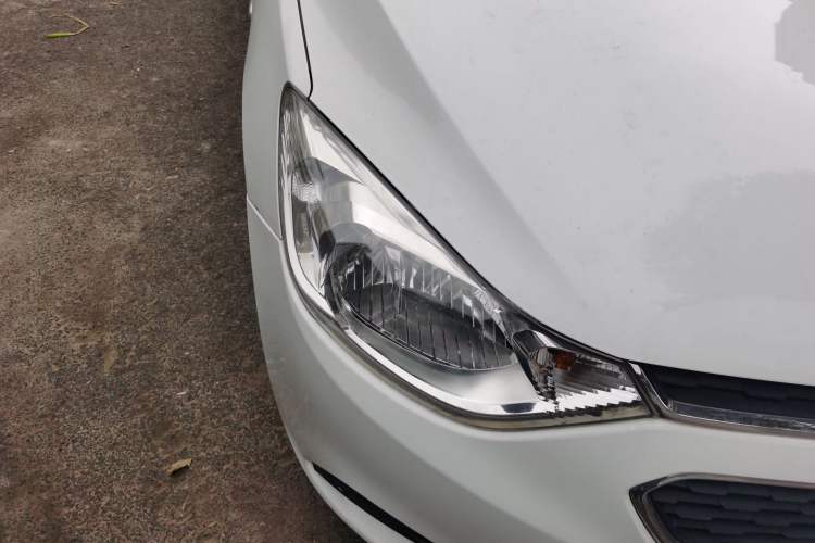 Used Chevrolet Sail 2015 Sail 3 1.3L Manual Ideal Edition