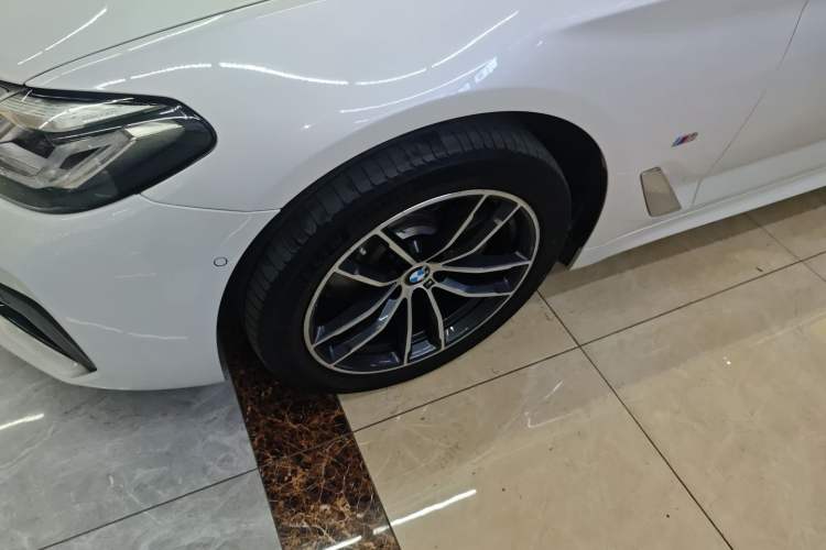 Used BMW 5 Series 2022 Second Facelift 525Li M Sport Package
