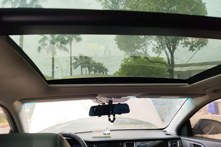 Used Hyundai Mistra 2014 1.8L Automatic Deluxe DLX Model Headliner