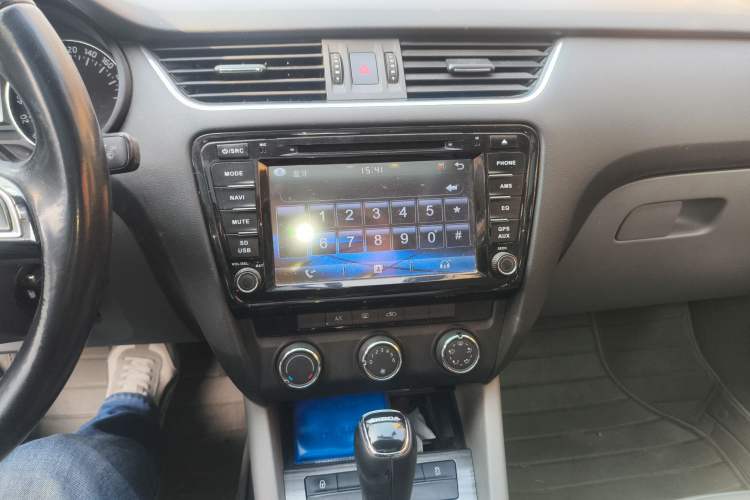 Used Skoda Octavia 2015 1.6L Automatic Yijun Edition