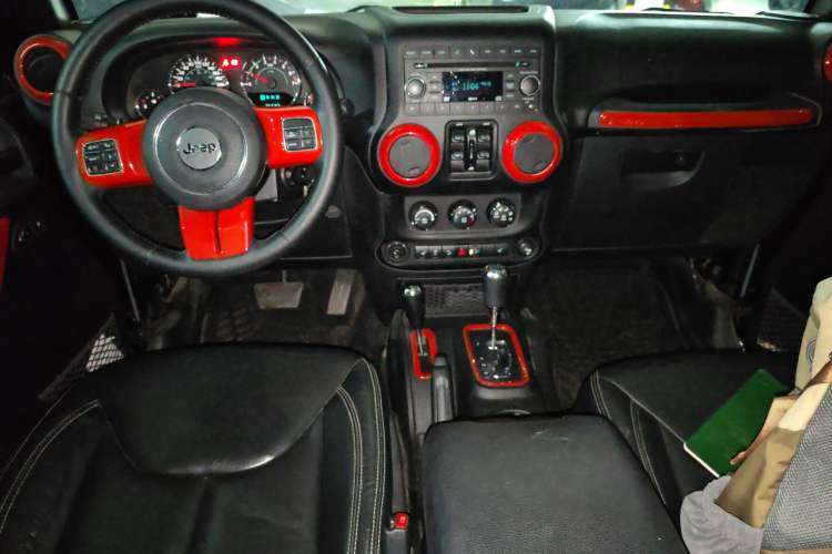 Used Jeep Wrangler 2015 3.0L Sahara Four-Door Comfort Edition