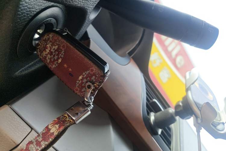 Used SAIC MAXUS G10 2016 2.0T Automatic Elite Edition