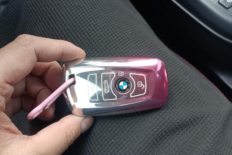 Used BMW 2 Series 2019 225i Sport Design Package Vehicle Key