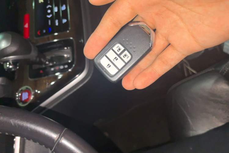 Used Honda Odyssey 2015 2.4L Prestige Edition Vehicle Key