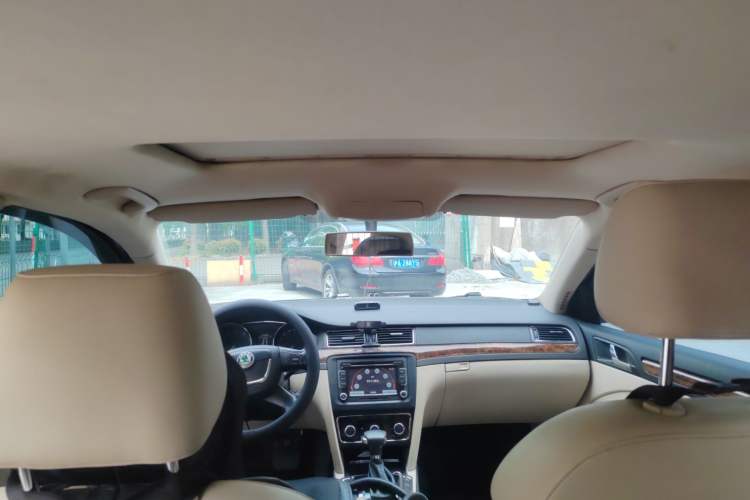 Used Skoda Superb 2012 1.8TSI Automatic Elegant Edition
