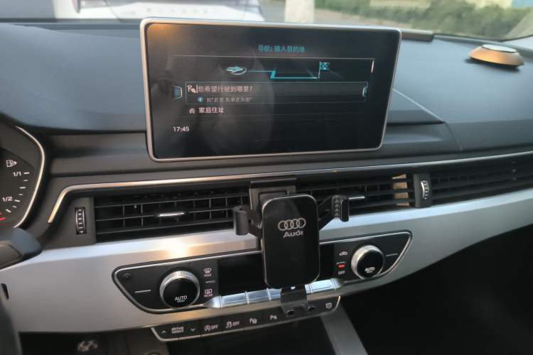 Used Audi A4L 2019 40 TFSI Fashion Version China V