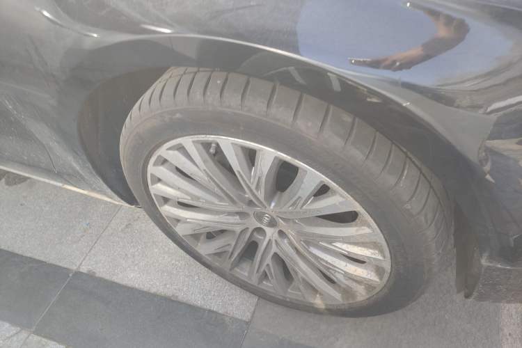 Used Audi A8 2013 A8L 45 TFSI quattro Comfort model
