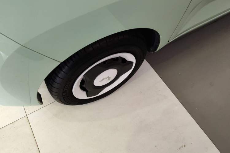 Used Wuling Hongguang MINIEV 2022 Macaron Premium Model – Lithium Ternary Battery