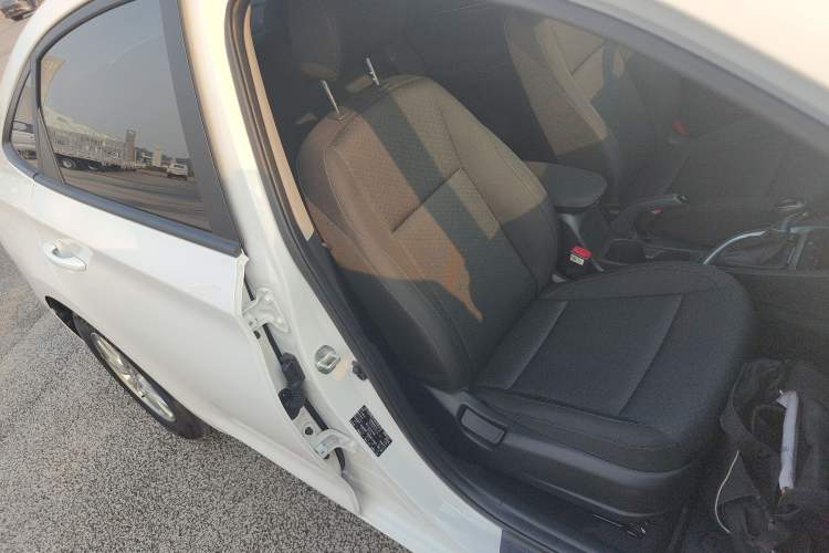 Used Hyundai Celesta 2020 1.6L Automatic GL Enjoyable Edition