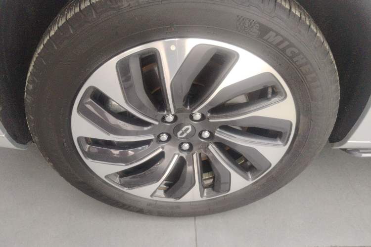 Used Hima AITO M7 2024 1.5T Intelligent Driving Rear-Drive Max Edition 5 Seats
