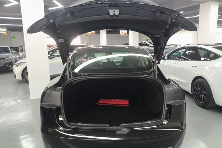 Used Tesla Model 3 2025 Model Revised High-Performance All-Wheel-Drive Version