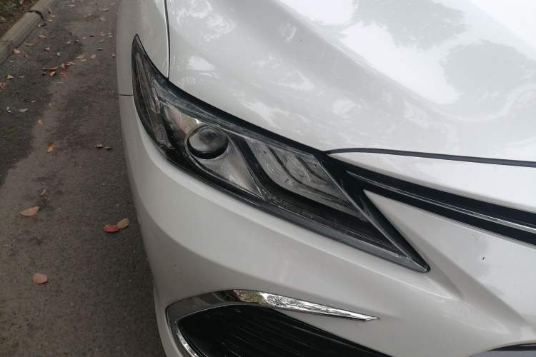 Used Toyota Camry 2021 2.0G Luxury Edition Right Front Headlight