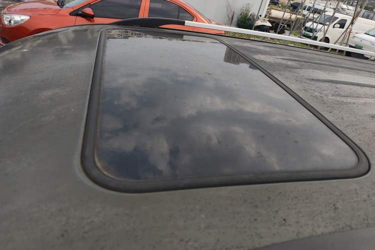 Used CHANGAN OSHAN CX70 2016 1.6L Manual Luxury Model
