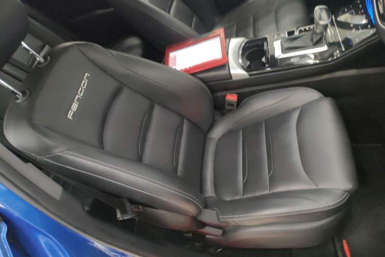 Used Dongfeng Fengon ix5 2019 220T CVT ZhiShang Trim China V Standard
