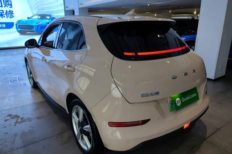 Used ORA Good Cat 2023 401 km Standard Range Premium Version Lithium Iron Phosphate
