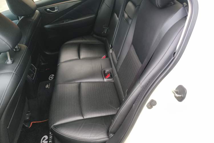 Used Infiniti Q50 2014 3.5L Hybrid Flagship Edition