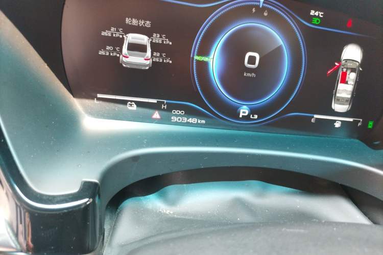Used Geely Auto Emgrand GT New Energy 2018 1.5T PHEV Yao Ling Edition Odometer Close Up