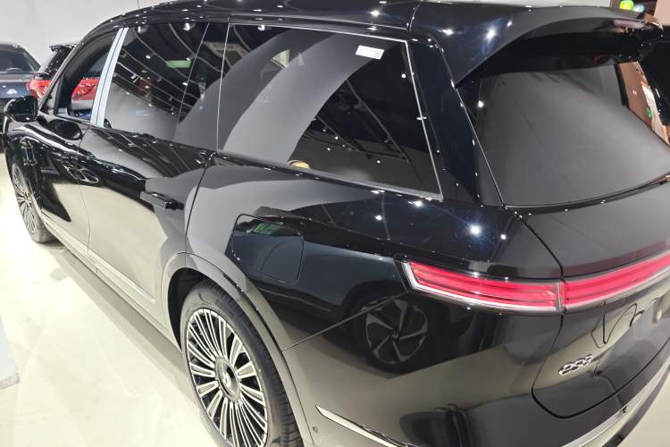 Used Nio ES8 2026 Model 6-seat Executive Luxury Edition Exterior 2